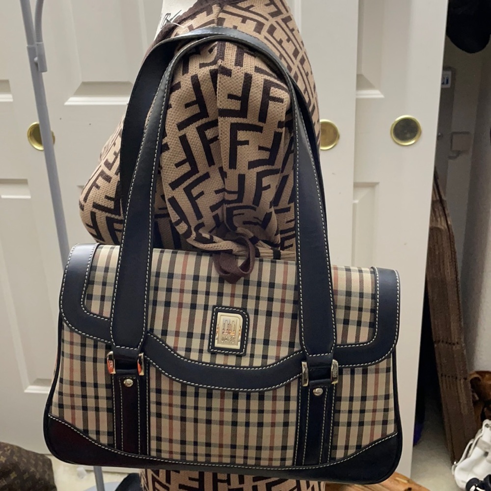 Authentic Daks Handbag
